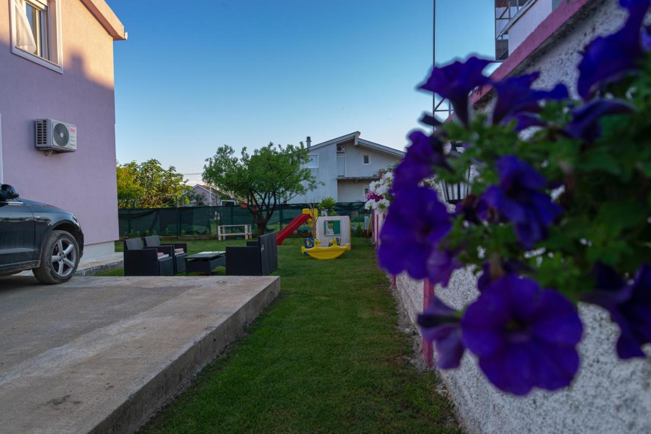 Apartman Mona Podgorica Exterior foto