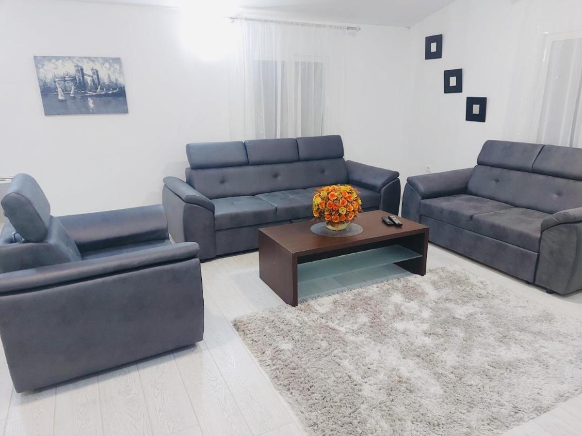 Apartman Mona Podgorica Exterior foto